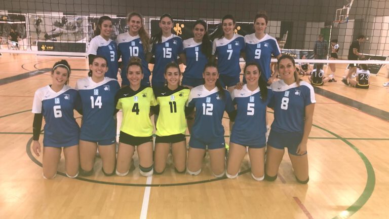 Las jugadoras del Voleibol Leganés vencen en su debut de liga
