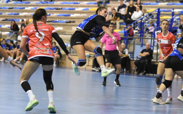 El +Ventosas Balonmano Leganés cae ante las líderes