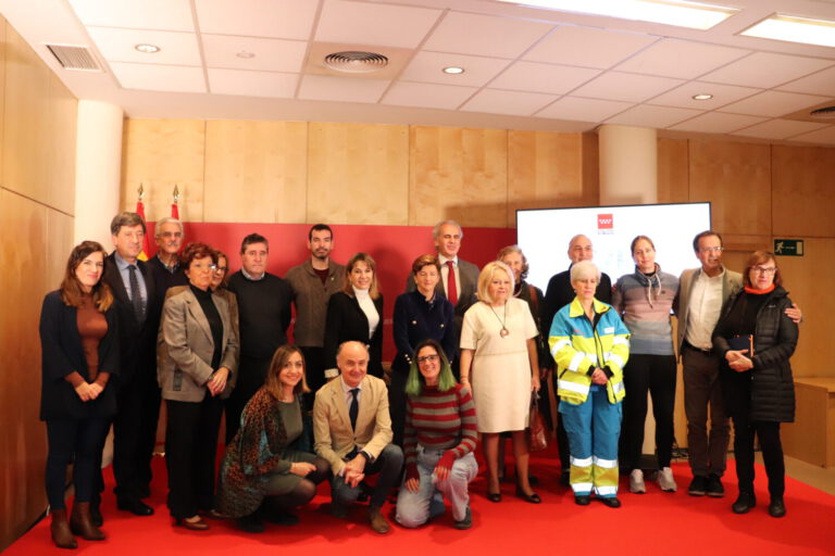 Madrid lanza un nuevo plan de prevención del suicidio