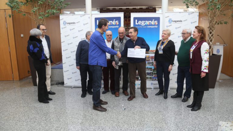 Los Mayores de Leganés entregan casi tres mil euros al pueblo ucraniano