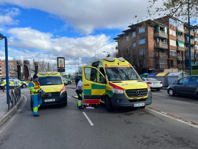 Trasladan grave a un varón de 73 años tras ser atropellado
