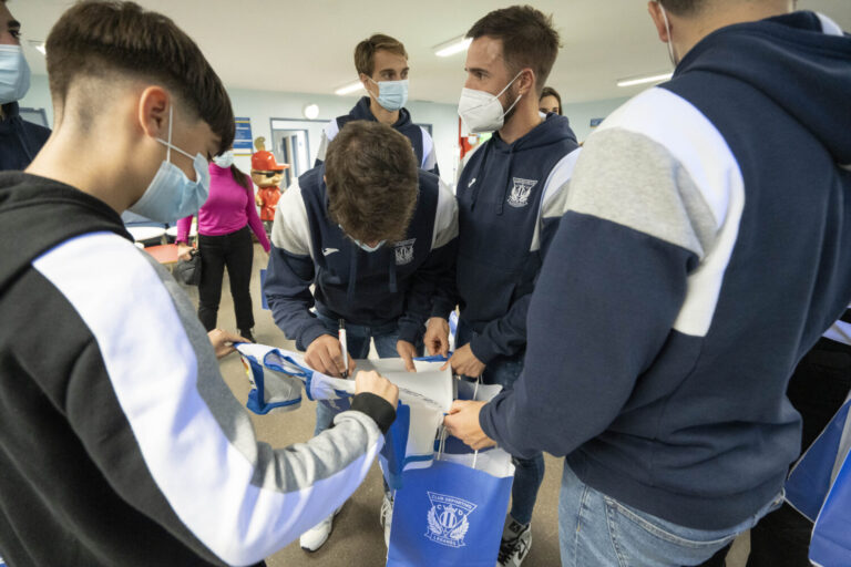 SuperPepino y el CD Leganés se vuelcan con los Reyes Magos