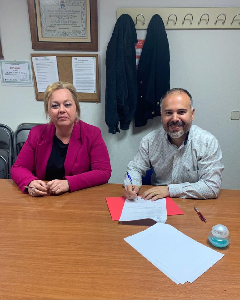 ULEG firma un acuerdo programático con la AVV Zarzquemada