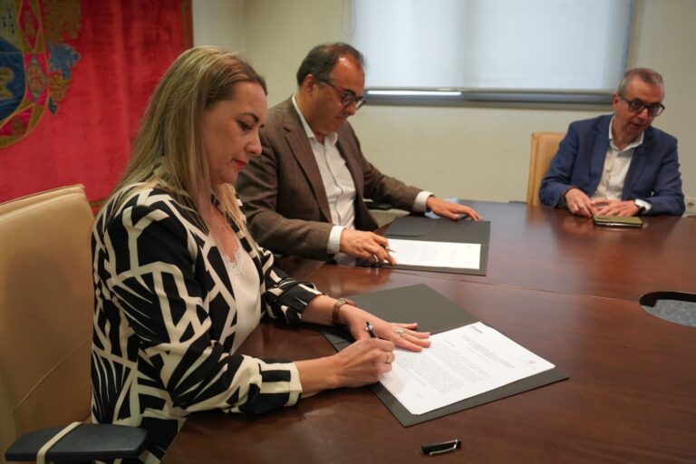 Leganés y la Fundación Esfera firman un convenio de colaboración para el desarrollo del programa ‘ForMayéutica’