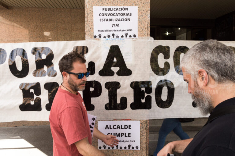 «Alcalde cumple tu palabra»: las reivindicaciones de los trabajadores llenan Leganés