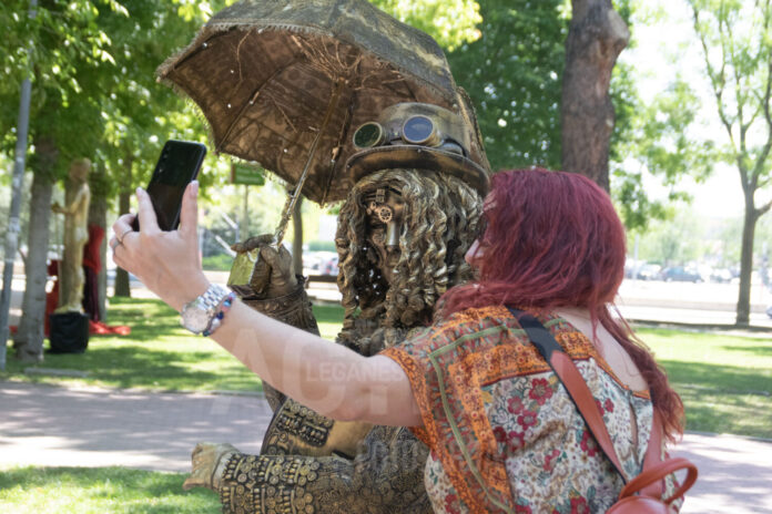 estatuas humanas leganes