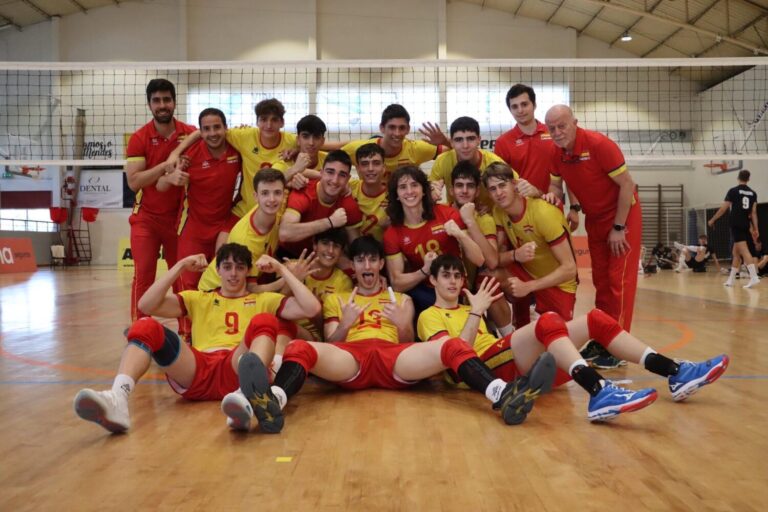 El juvenil Sergio García del Voleibol Leganés sella una gran actuación en su primer