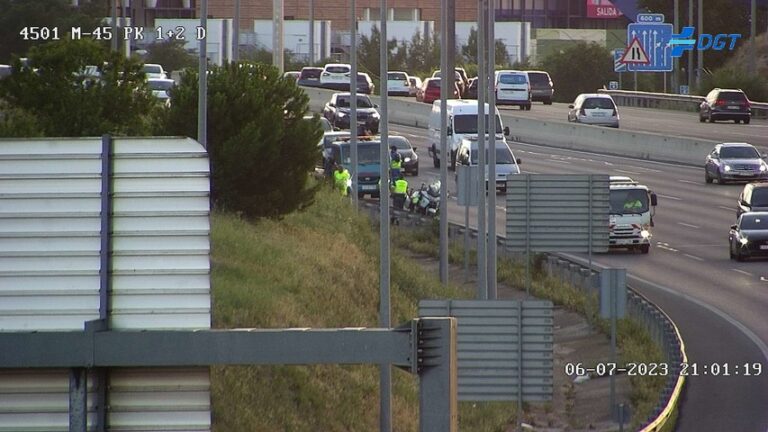 Una hora de retención por un accidente en la M40 a la altura de La Fortuna