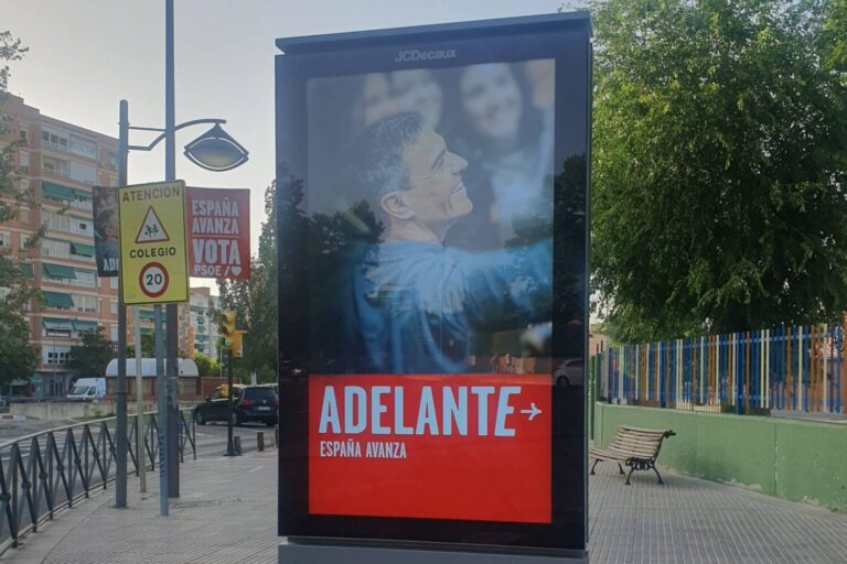 Polémica por los paneles publicitarios de Leganés: JC Decaux responde a las críticas del PSOE