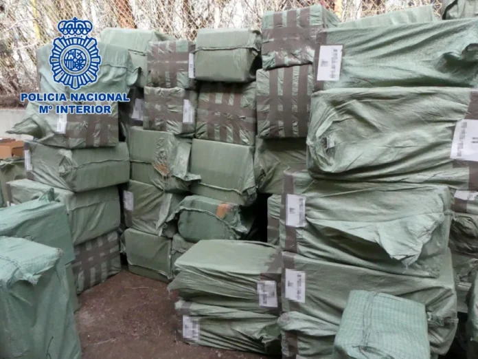 material falsificado policia