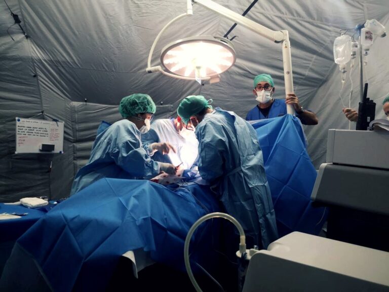 Dos cirujanos del Hospital Severo Ochoa condecorados por su actuación en Turquía