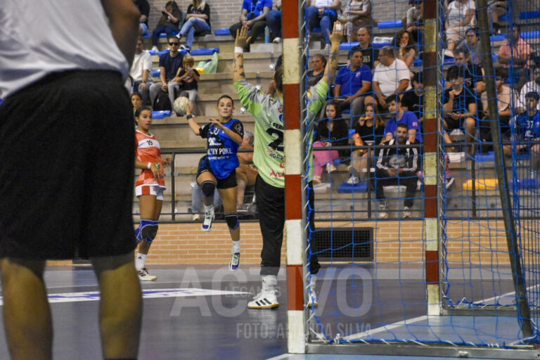 El Balonmano Leganés estrena temporada con contundente victoria