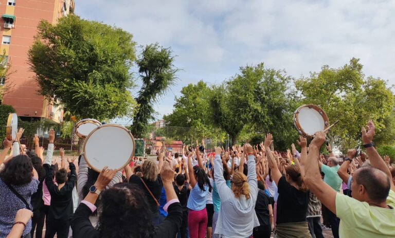 Profesores y alumnos protestan en Leganés por la falta de docentes