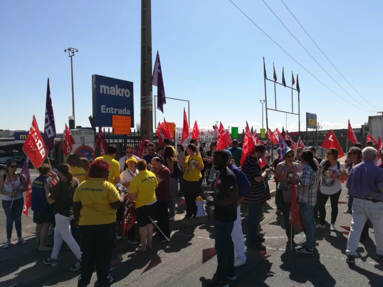 CCOO se moviliza por la readmisión de una trabajadora en Makro Leganés