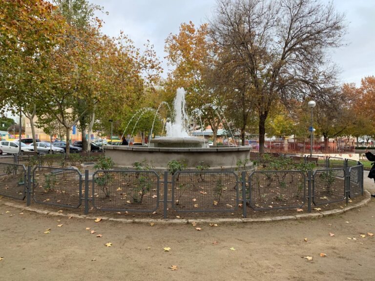 La Plaza Lola Gaos de Leganés ya tiene su fuente tras 15 años