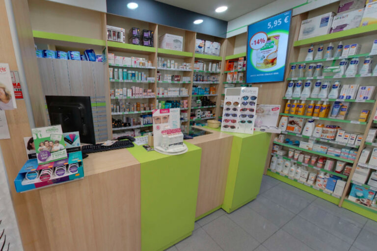 Asalto a mano armada a una farmacia de Leganés: se llevan 400€