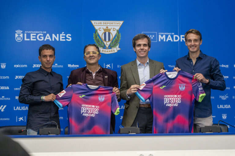 Jordi Évole, Vicente del Bosque y Carme Chaparro con el Leganés por las enfermedades raras