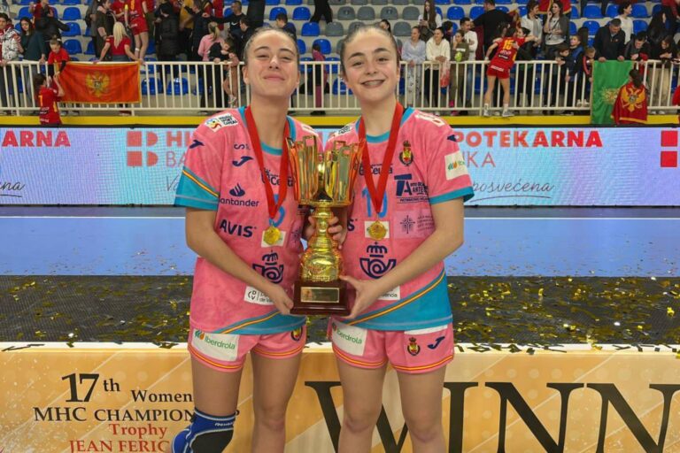 Dos cadetes de Balonmano Leganés, campeonas con España
