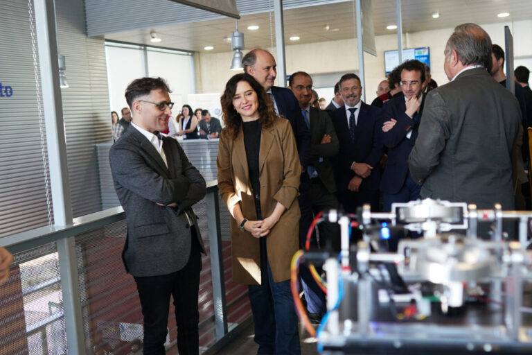 Díaz Ayuso inaugura el clúster de Inteligencia Artificial en Leganés