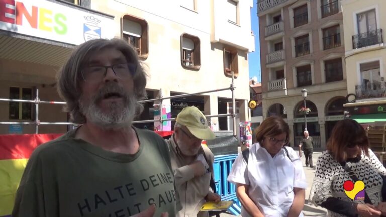 La polémica empaña la entrega de premios del Certamen Literario Miguel Hernández en Leganés: «Es un atropello»