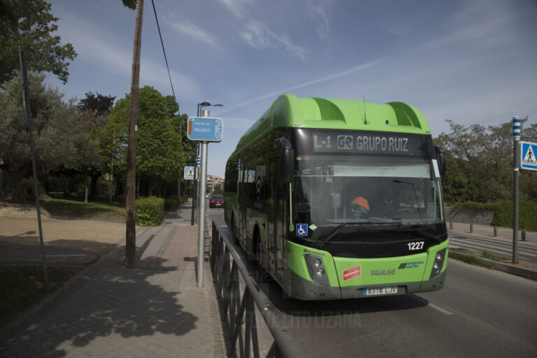 Tres líneas de autobuses modifican su recorrido en La Fortuna (Leganés) por trabajos municipales