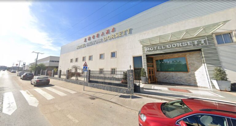 Atraco a mano armada a las puertas de un hotel en Leganés