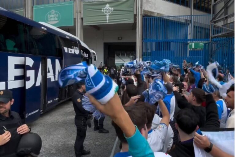 La afición del CD Leganés se vuelca en el Estadio A Malata