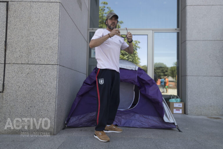 La huelga de hambre de los bomberos de Leganés se ‘cuela’ en el Debate de la Ciudad ante un atronador silencio