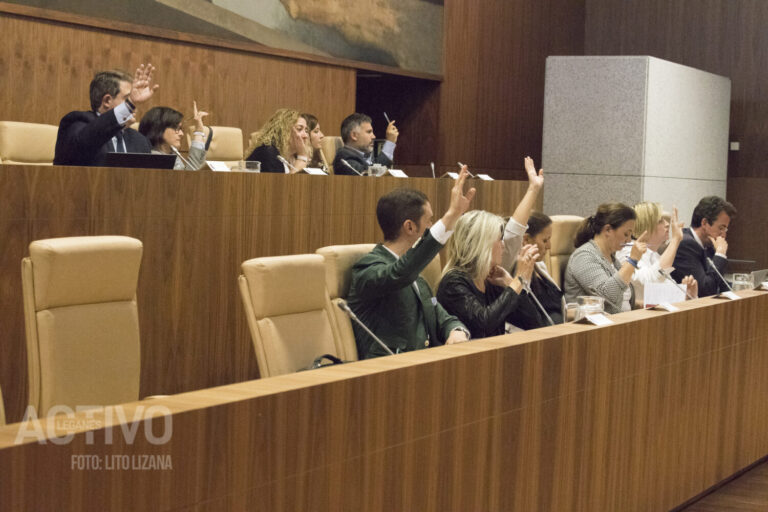 La ausencia de concejales de la oposición ayuda al Gobierno de Leganés a pagar facturas pendientes