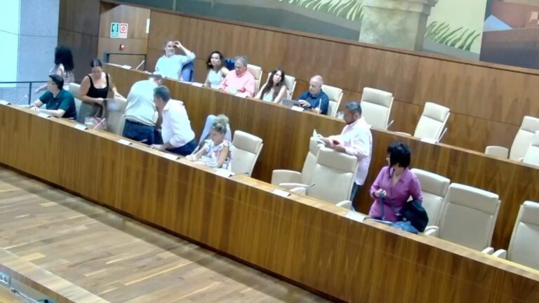 La oposición planta al Gobierno y abandona el Pleno de Leganés entre acusaciones de insultos: «Esto es intolerable»