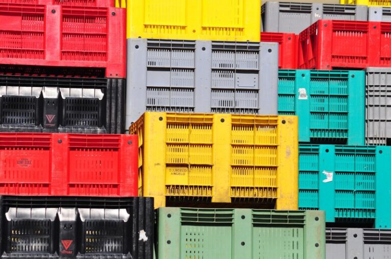 El uso de contenedores industriales mejora la capacidad para el reciclaje de residuos