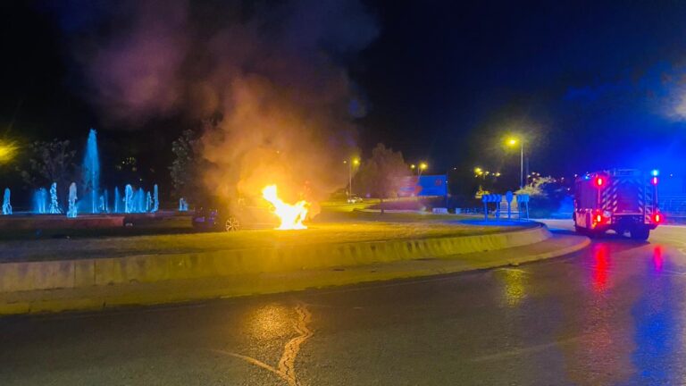 Encuentran en llamas un coche robado en Leganés