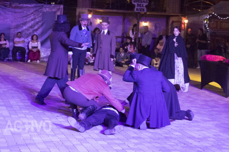 La Fortuna baila y disfruta de un viaje en el tiempo por el último duelo a pistola