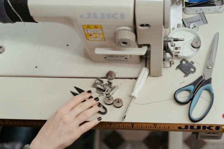 Modista o sastre entre las oportunidades laborales que puedes encontrar ahora mismo en Leganés