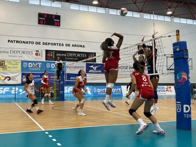Las chicas de Voleibol Leganés, imparables en Arona