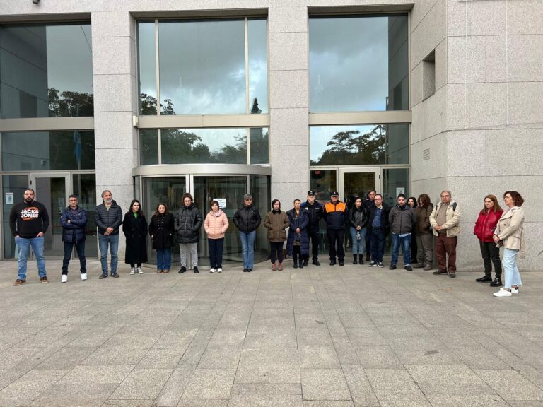 Leganés guarda silencio por los fallecidos en la DANA
