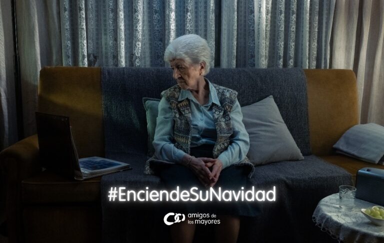 ‘Enciende la Navidad’ de los mayores en soledad no deseada