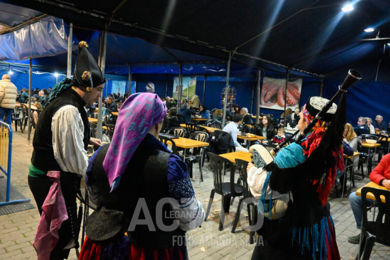 La Feria de Marisco de Leganés abre sus puertas a ritmo de gaitas