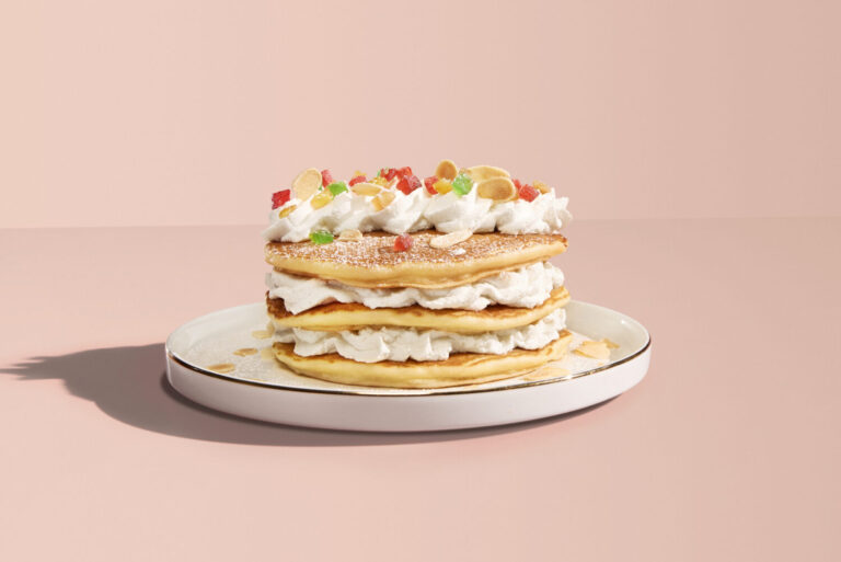 VIPS celebra la llegada de los Reyes Magos con tortitas de Roscón gratis