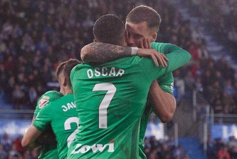 Alavés – CD Leganés: El último minuto juega una mala pasada a Borja Jiménez
