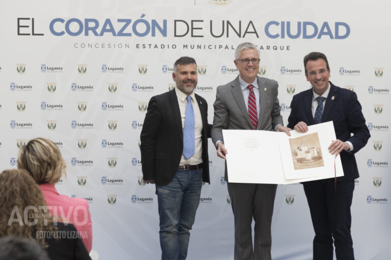 El Ayuntamiento de Leganés y el CD Leganés formalizan la concesión del Estadio Butarque por 50 años