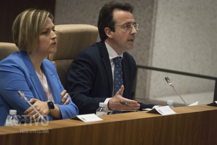 pleno cuestión confianza leganés recuenco alcalde pp