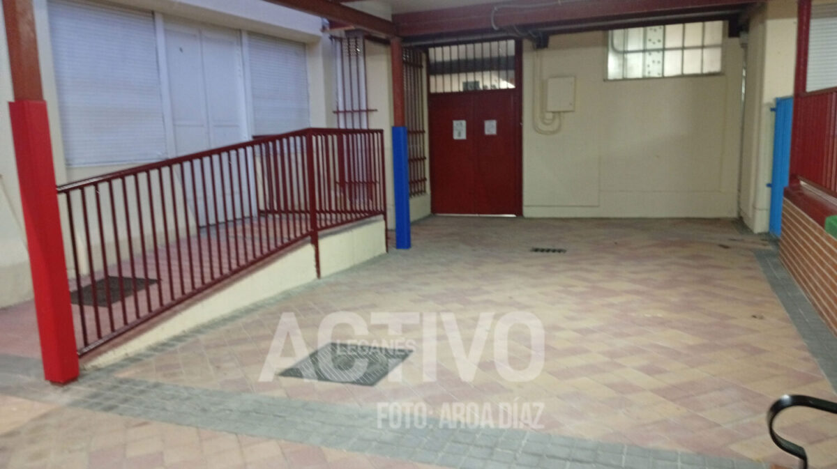 puertas patio ceip federico garcia lorca leganes