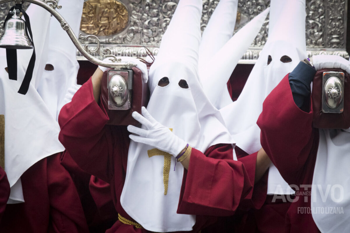 jueves santo semana santa costalero