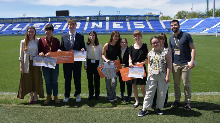 El Estadio Butarque de Leganés, se convierte en aula de debate para estudiantes de toda España