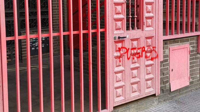 pintada psoe leganes