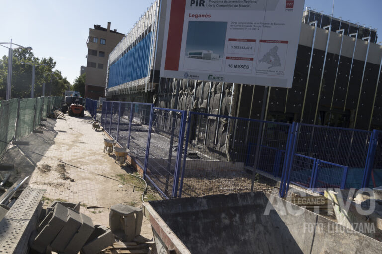 Recta final de la construcción del Centro Cívico Arroyo Culebro de Leganés