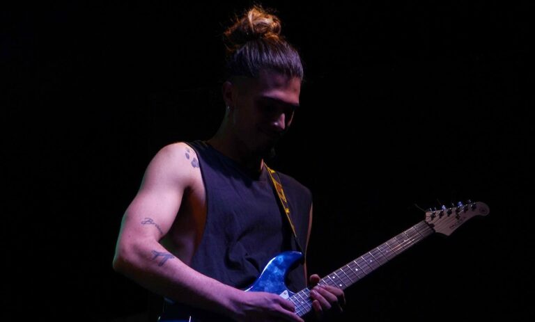 Xure, artista de Leganés, lanza su primer EP: “Es mi 2024”