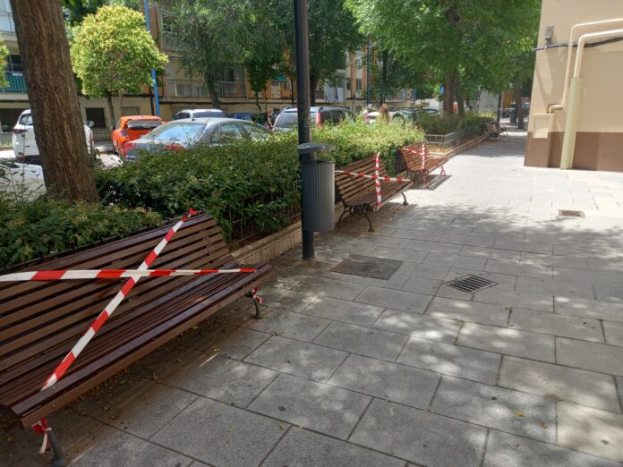 bancos calle leganes arreglados