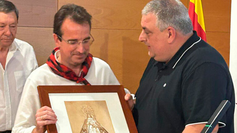 Miguel Ángel Recuenco, pregonero de las Fiestas del Pilar en el Centro Aragonés de Ripollet